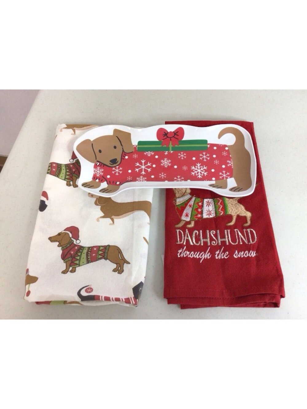 Storehouse Dog Daschund Christmas Kitchen Towels & Matching Plate